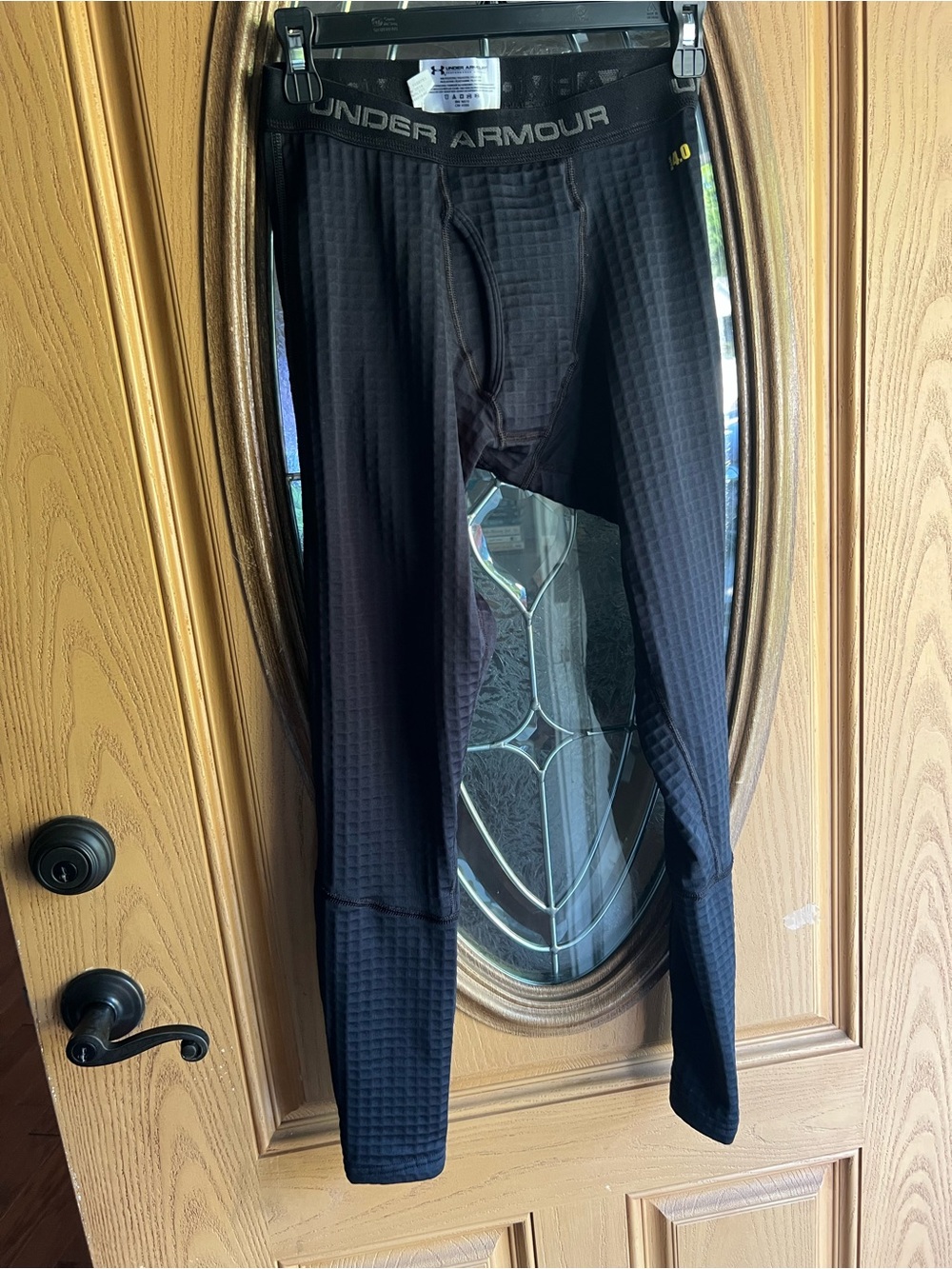 Under Armour Black Thermal Base Layer Leggings - Fitted size Medium (men’s)